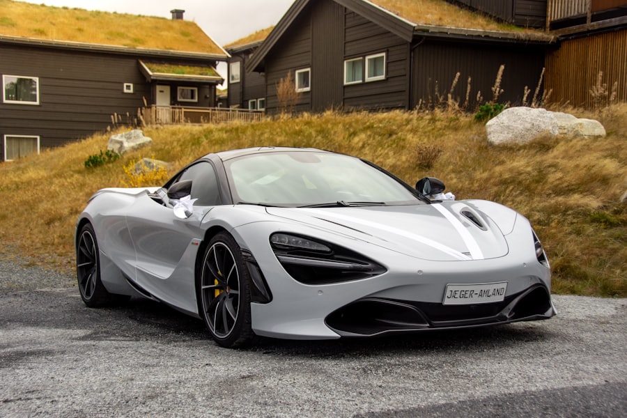 Ferrari Roma Spider 2024